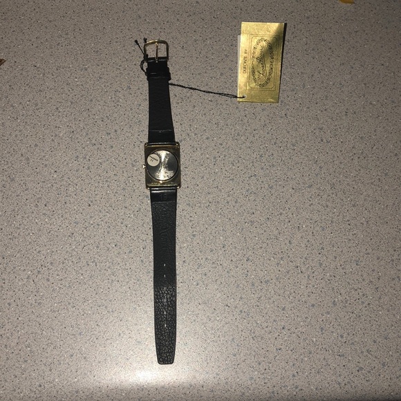 Dufonte by Lucien Piccard Watch - Picture 4 of 7